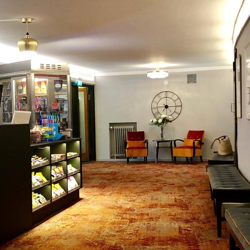 51766019_2428663127207144_560153848107237376_n