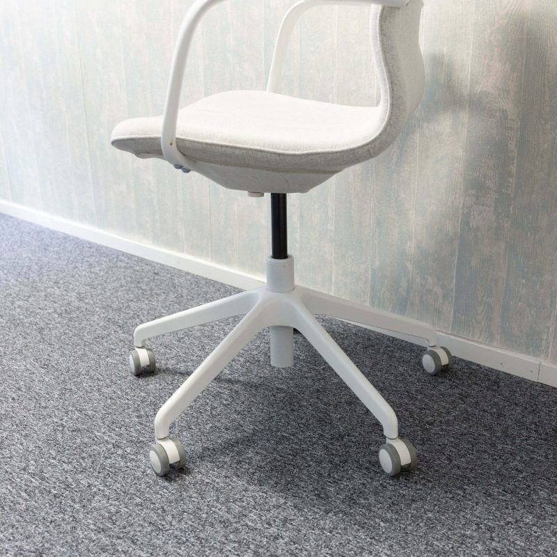 EMU-Growth-Partners-Baltic-73-tekstiililaatta-2