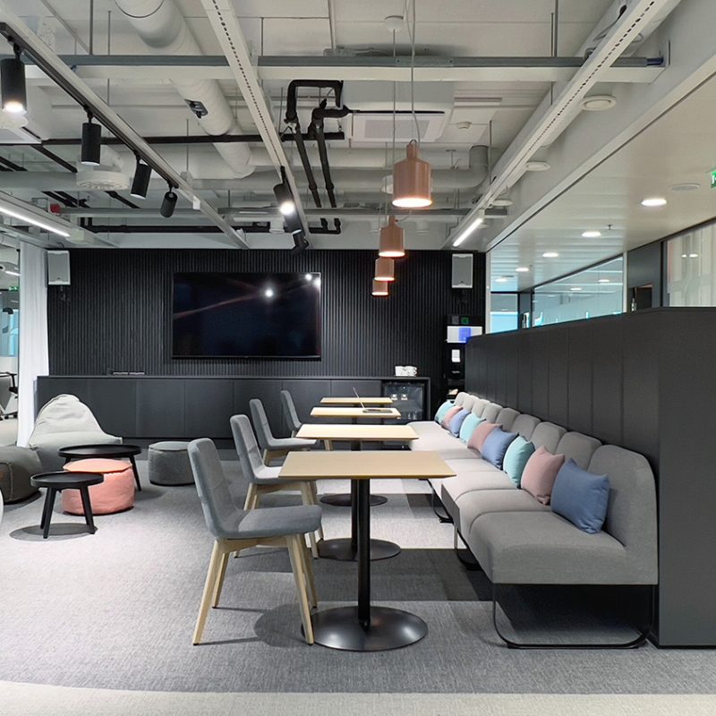 Figure-Taloushallinto,-Bloq-canvas,-Itu-Design