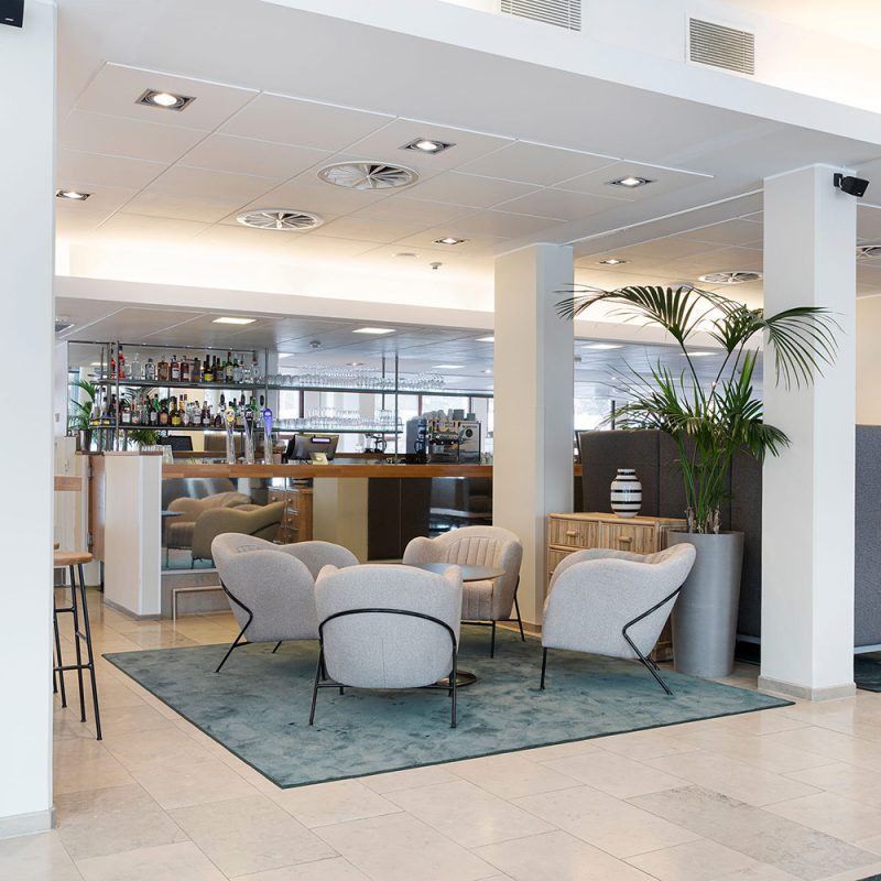Original-Sokos-Hotel-Tapiola-Garden_Lobby-(3)
