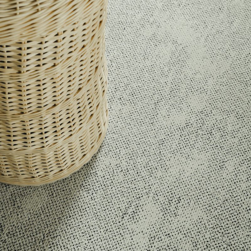 Pippuri 250 white detail