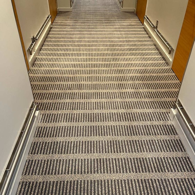 Sokos-Hoyell-Lakeus;-Fyra,-Axmister-matto